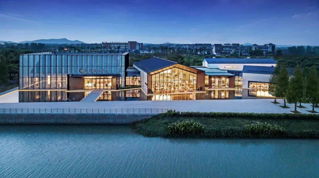 产城大变革雷甸每天不一样为奋斗者加油