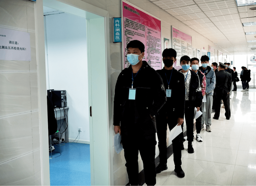 趁青春当兵去仁和区2021年春季征兵体检工作拉开序幕