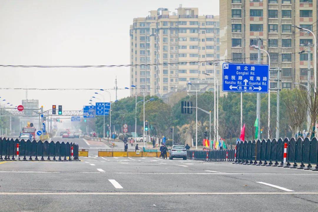 上高速不再绕路了!川南奉公路打通最后200米