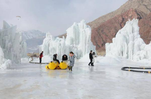 冬季旅游热雪沸腾