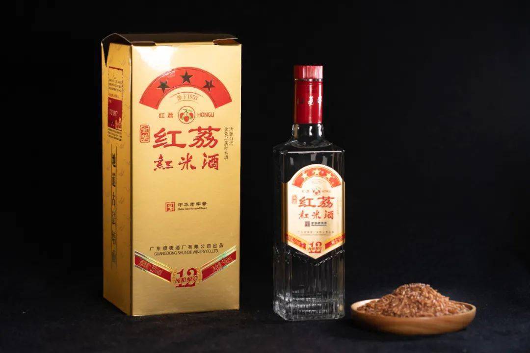 一口顺德鱼生一口顺德红米酒这才叫识叹嘛