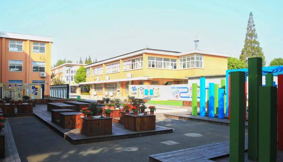 【周浦校训】周浦育才学校:求知求真,诚信和谐