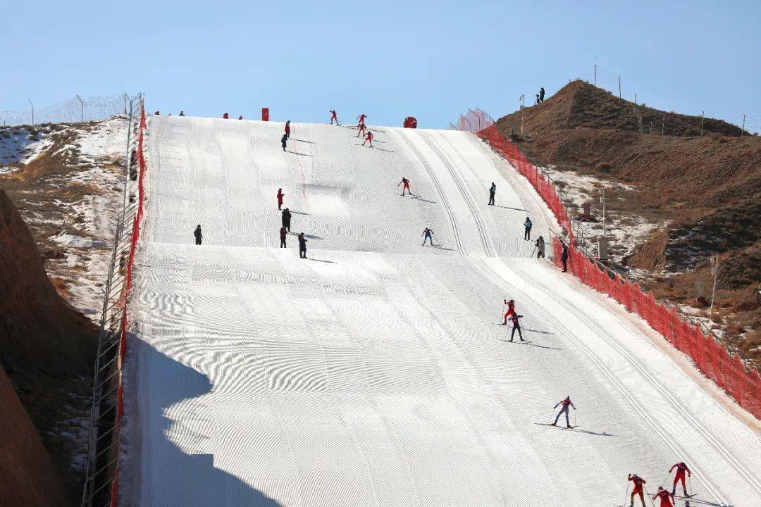 国家高山滑雪中心赛道图片