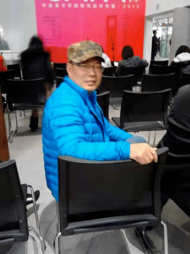 画》胡庆生四川省美术家协会会员，彭州美术家协会理事。▲《时代肖像》詹 雨成都彭州人，职业油画家，成都