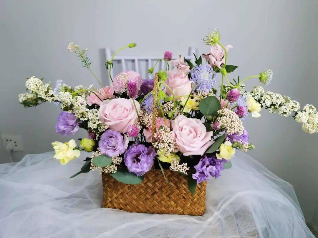 县妇联举办情暖童心把爱带回家亲子diy插花活动