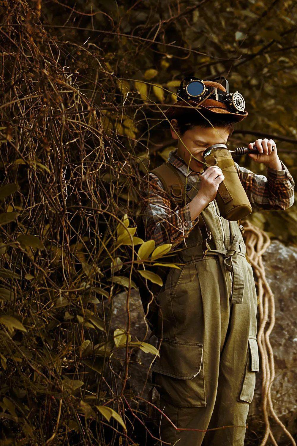 超惊艳的人生第一次,这个小男孩可太快乐了.