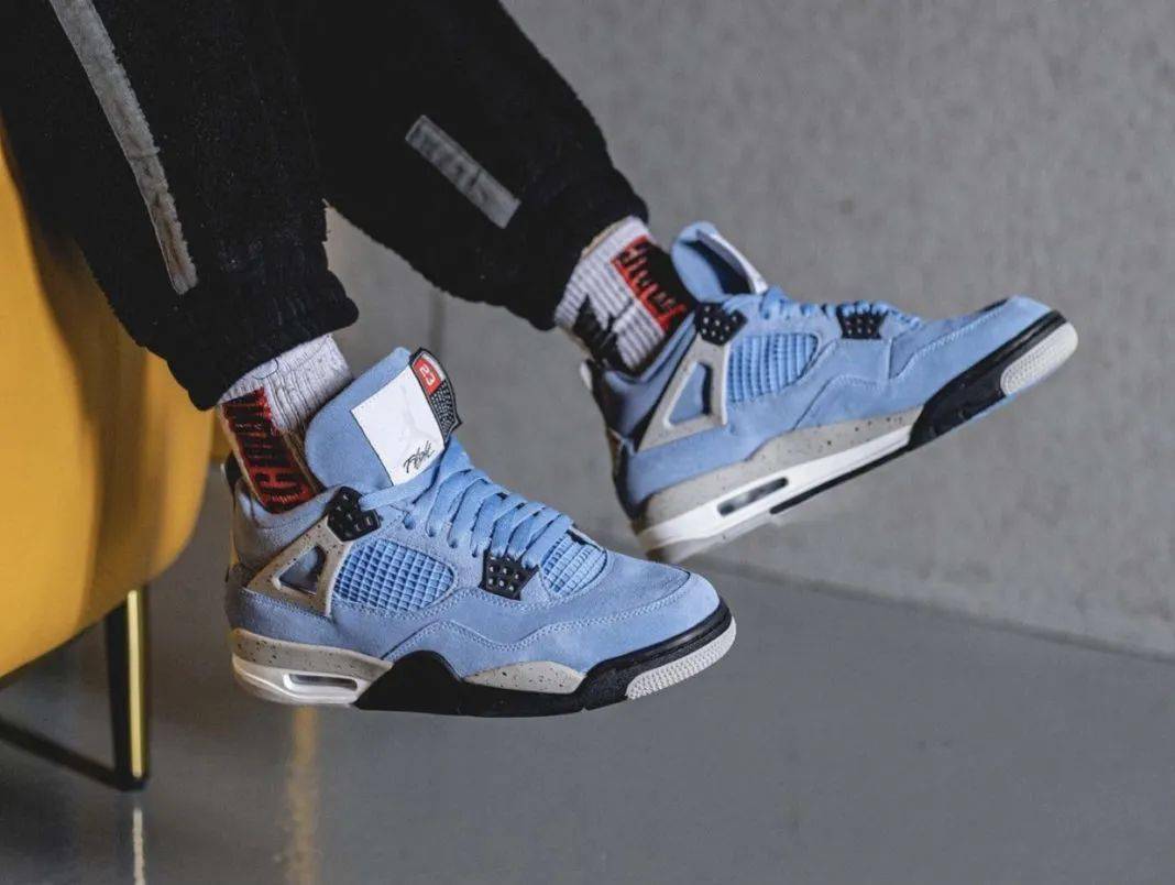 midnight blue aj4
