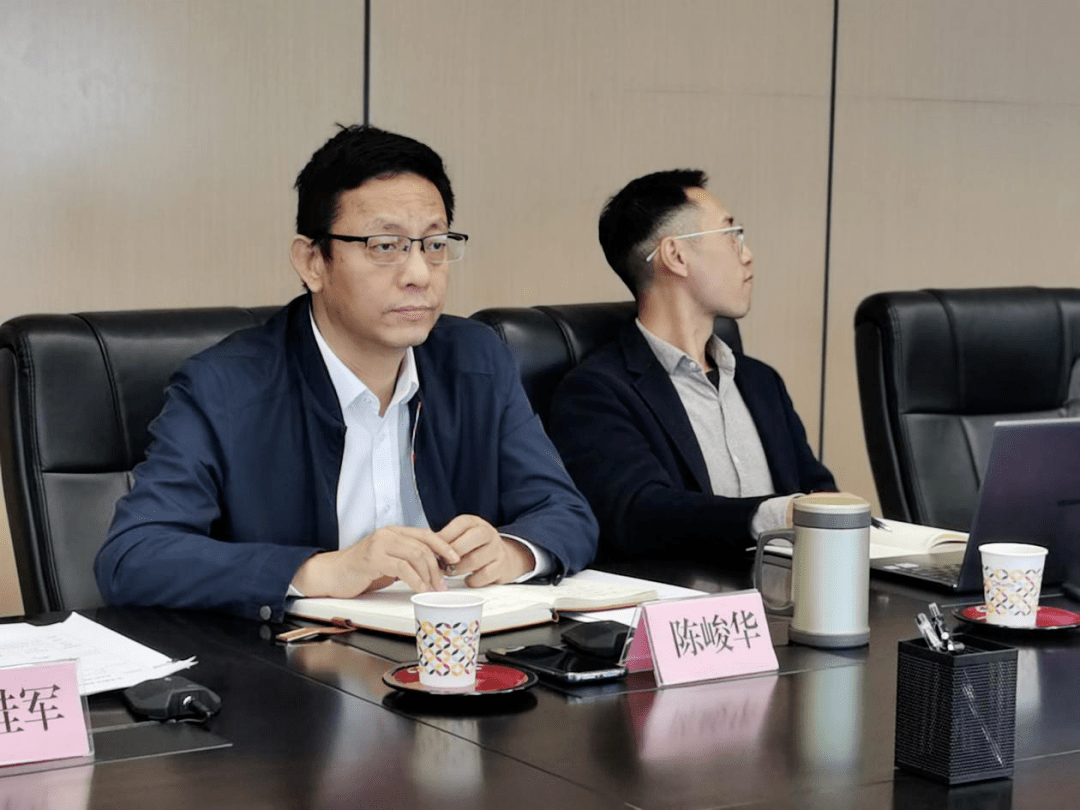 陈俊华在开场致辞中指出,广东数字政府改革开启新阶段,从"一网通办"