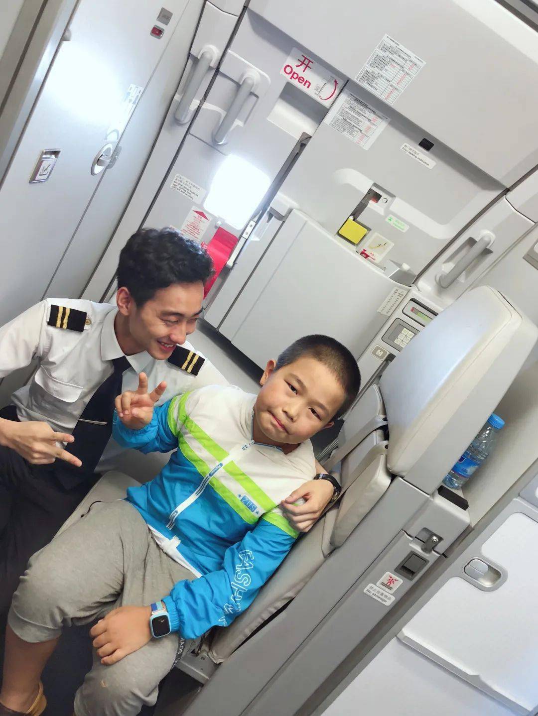 春秋航空空少陈梓轩:感谢西航和春秋,让梦想走进现实