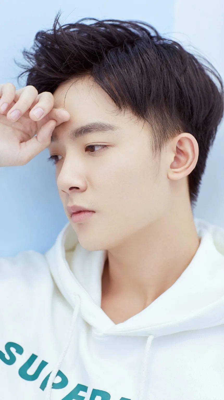 手机壁纸李明德