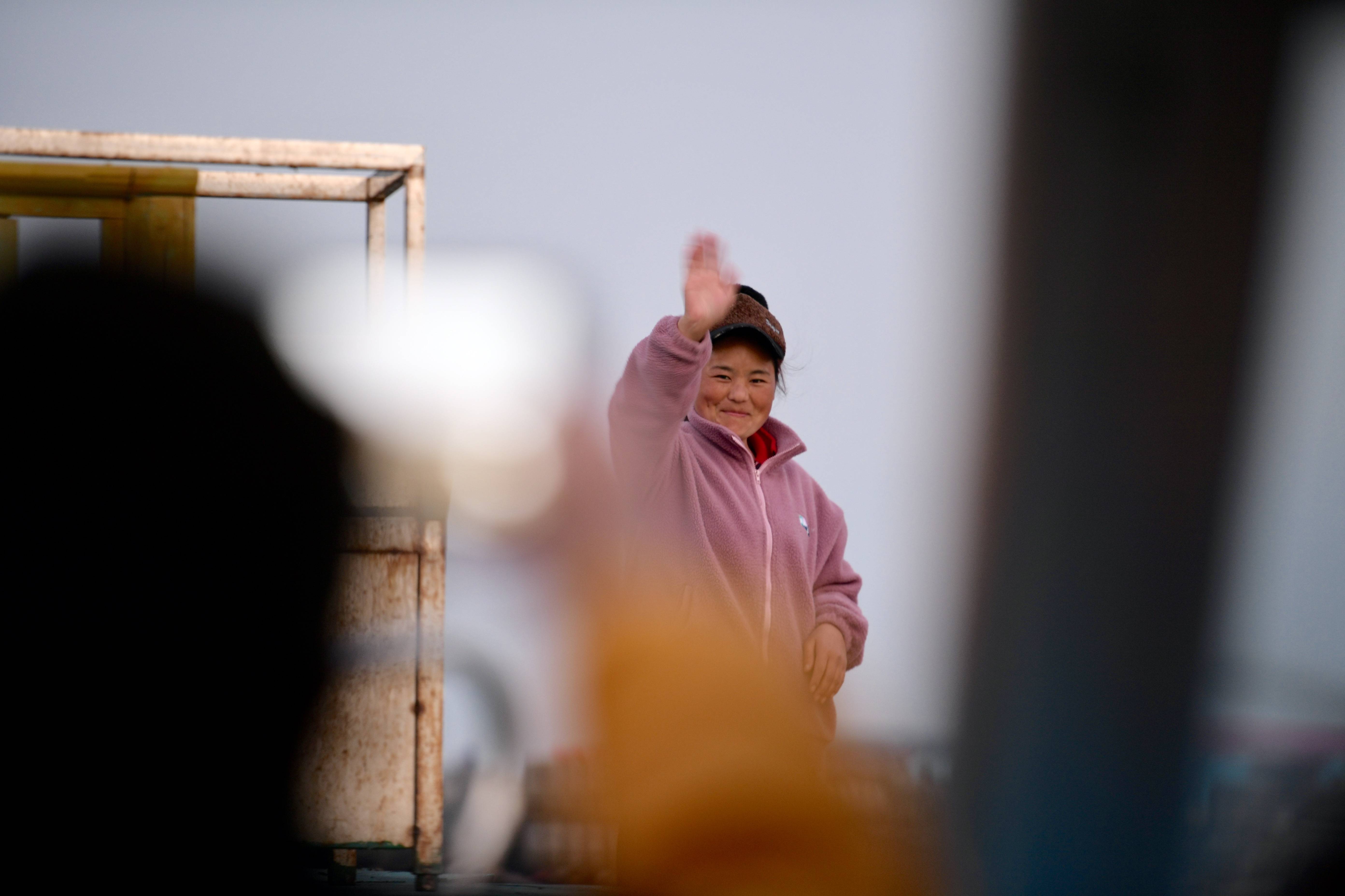 从山到海——"春运母亲"巴木玉布木开启海上养殖新职业