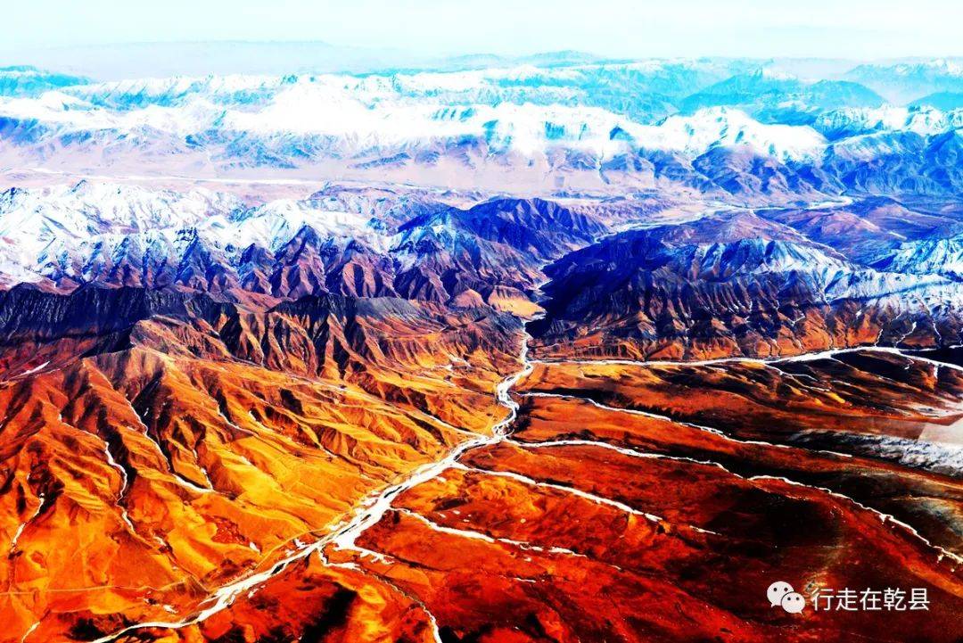 【醉翁专栏】屈建修:阮郎归99过祁连山有感_中国