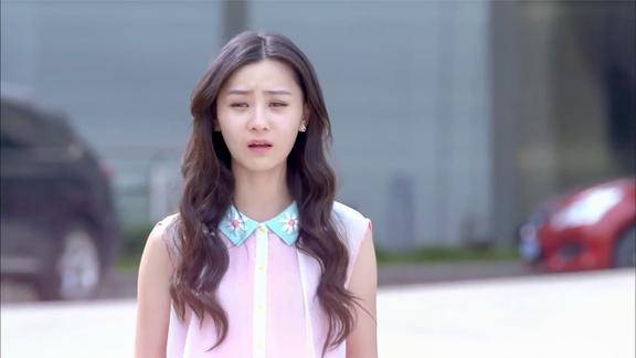 爱的阶梯:耀辉失踪,乐美神思恍惚,不料身后轿车加速冲向她!