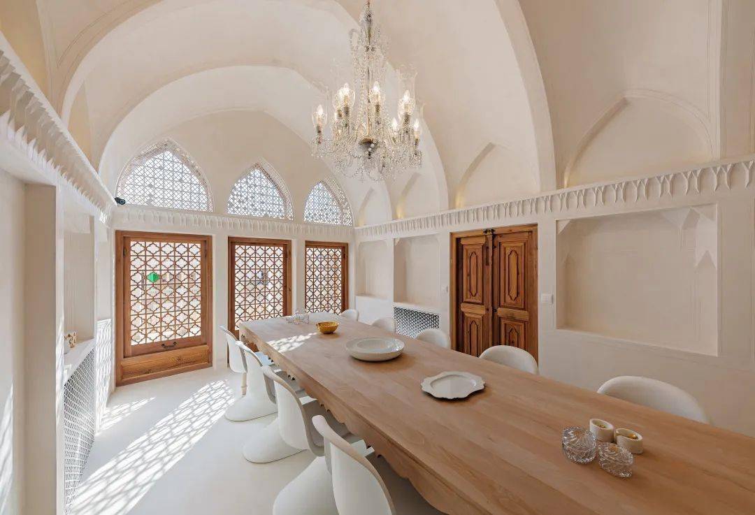 中东现代主义伊斯兰拱顶的绝美转译