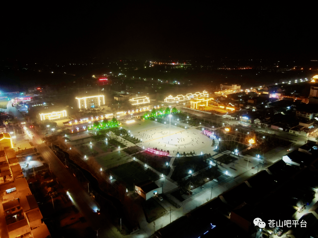 太靓兰陵古镇夜景刷爆朋友圈