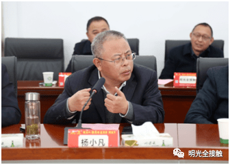 明光市副市长刘静对明酒文化论坛表示祝贺,感谢参与论坛的嘉宾,感谢