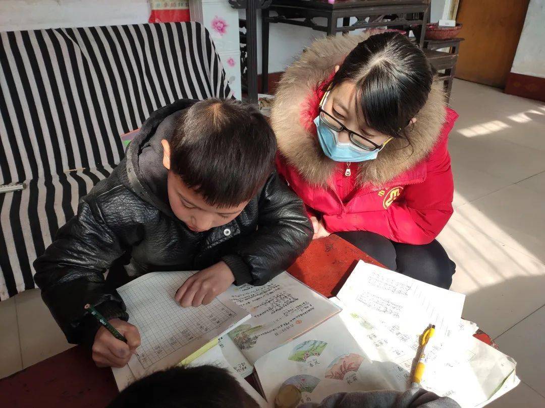 把爱带回家 | 级索镇妇联走访慰问父母在外务工"就地过年" 的留守儿童