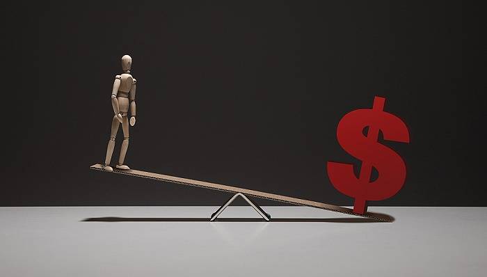 河北阳原农商银行被罚 违规发放冒名贷款