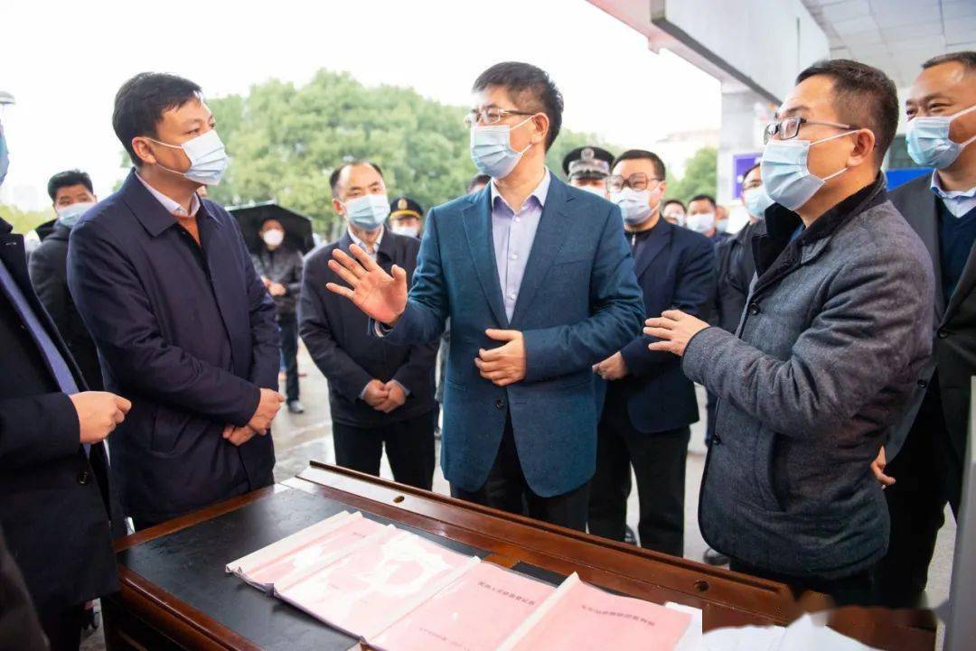 刘事青检查春节重点民生保障工作督导安全生产和疫情防控