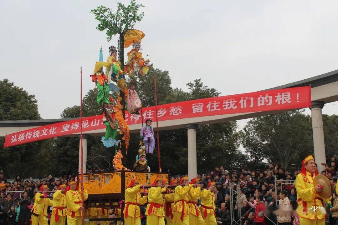 非遗过大年文化进万家金坛抬阁