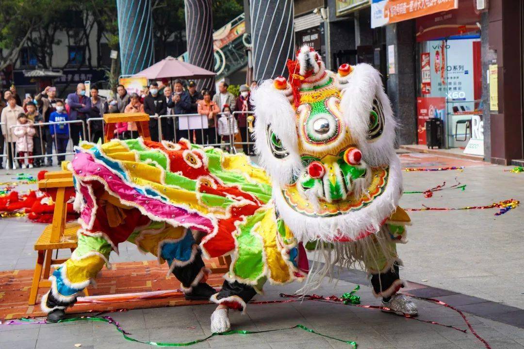 非遗过大年·文化进万家|看舞狮,知“狮意”_梧州