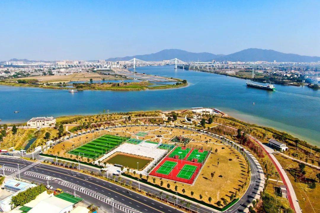 南开实验小学强势进驻,浩泽医院动工建设,明月体育公园和双溪明月亲水