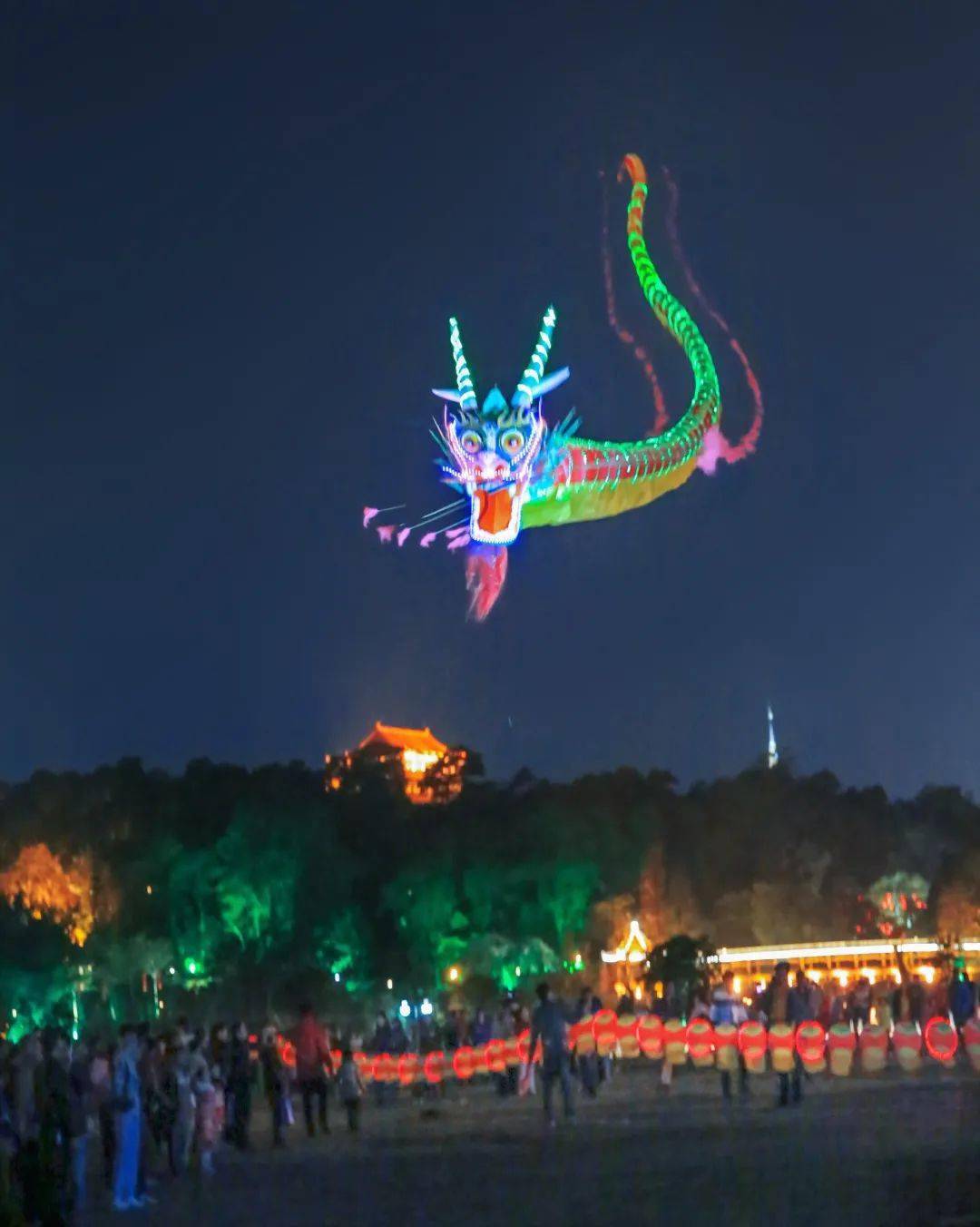 文化进万家|夜光风筝云展演