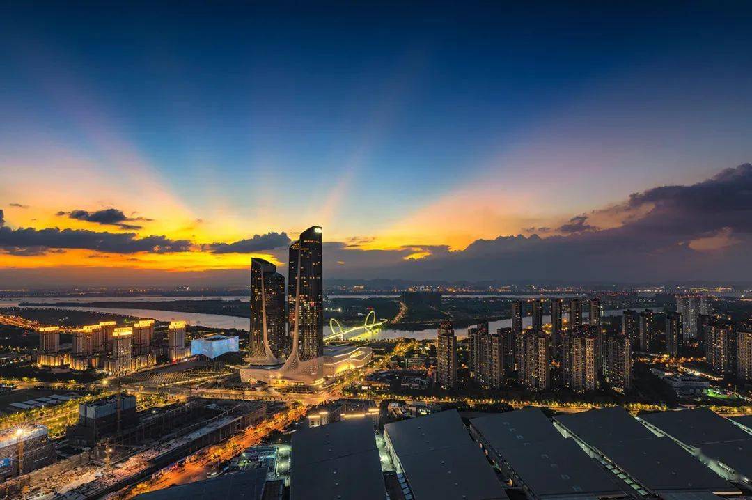 世界gdp十强城市2020_2020gdp十强(3)