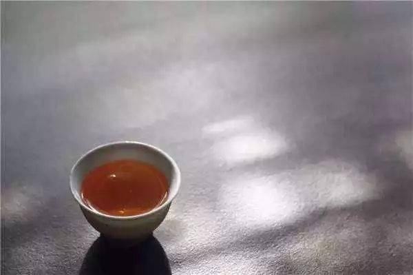 水是什么味 e8d1998f8c1a4498af71bf652fcfdae6.jpeg