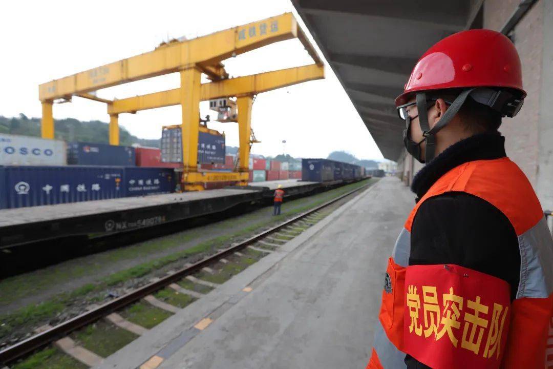 牛年大吉猜成语_牛年大吉图片(2)