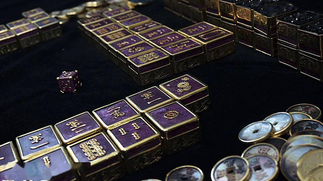 ��Щ�ݳ�Ʒ���齫����װ......