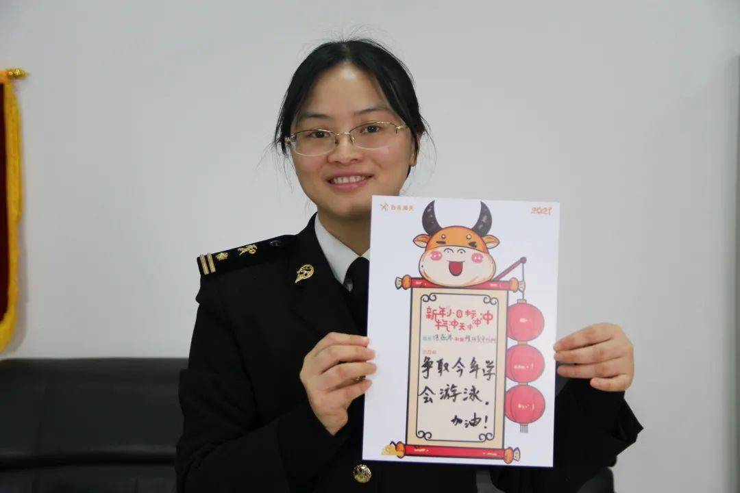 监控二科 杨帅:参加两个全程马拉松并完赛跨境电商科 夏振国:减到70