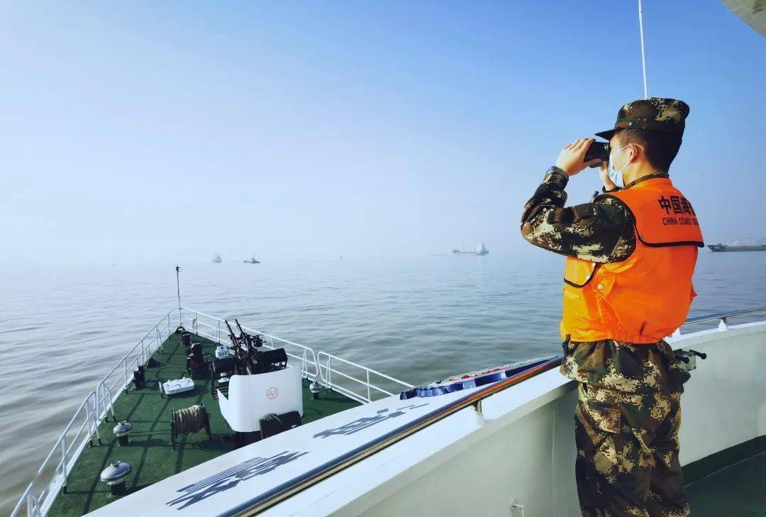 坚决守护好海上国门_巡逻