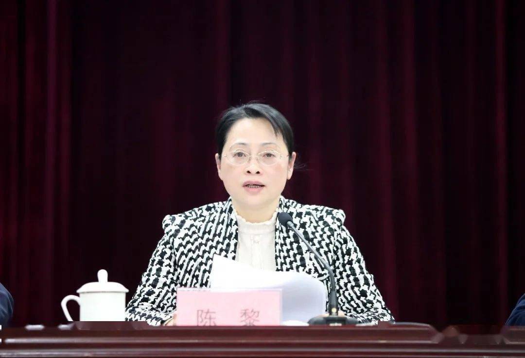 赖晓军要求,要解放思想,放宽眼界.