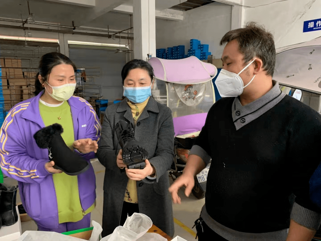 奋战一季度 开创新辉煌丨章丽萍调研企业安全生产和疫情防控工作