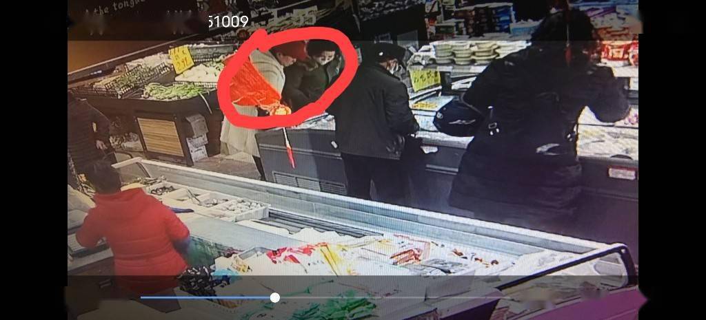 买饺子时有人搭个话走出门才发现手机丢了 谢某