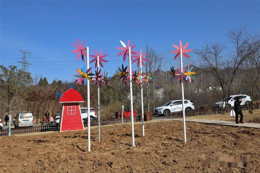 栾川新晋"网红打卡地",风车,梯田,秋千,木桥._湾村