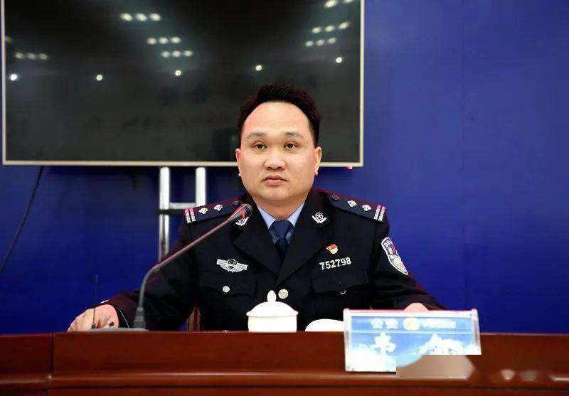 天峨警方抓获犯罪嫌疑人5名盘查车辆100余辆次核查人