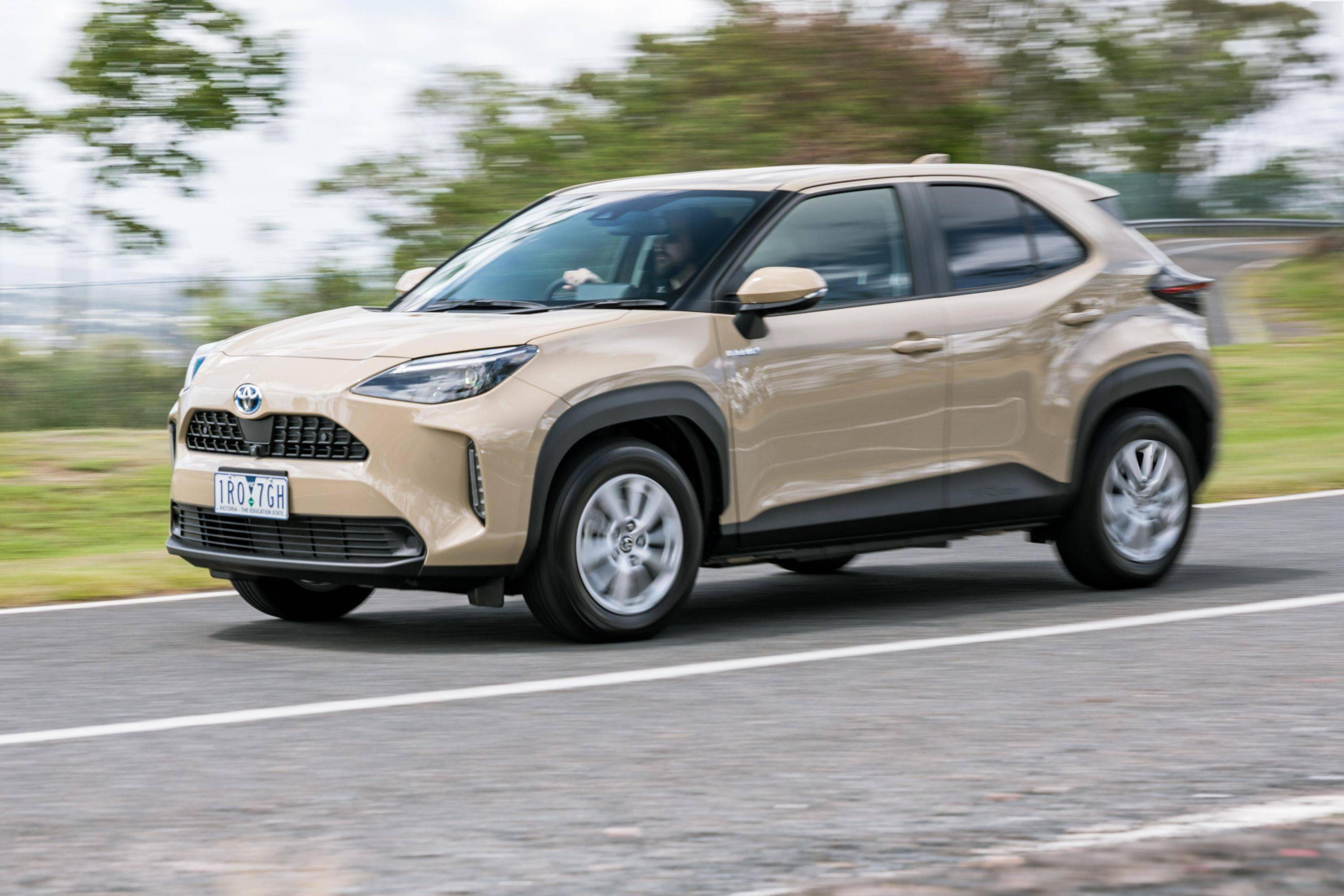 丰田yaris cross国产会大卖?三缸配cvt,期待吗?