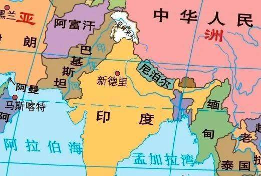 珠穆朗玛峰在地图上图片