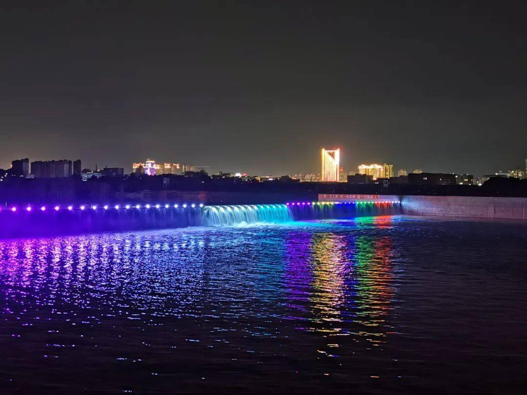 【随手拍高安】锦河抬水坝夜景太美啦!