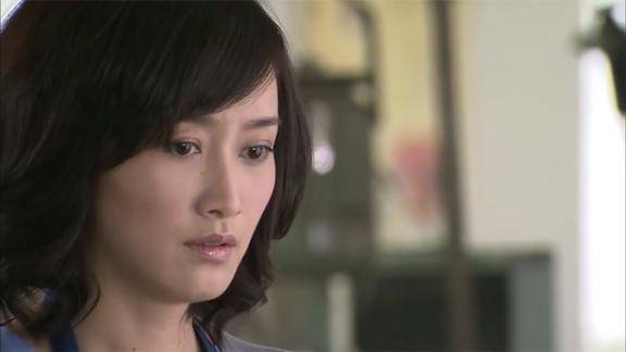 金枝玉叶校花玉璇嫁给画家人人羡慕谁知沦落成女工给他还债