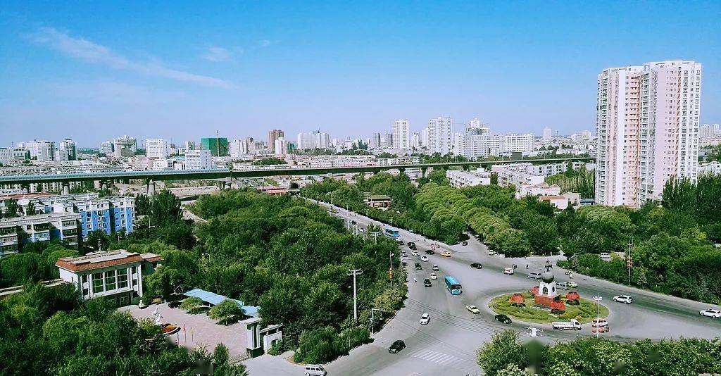 哈密人口有多少2021_新疆哈密图片(2)