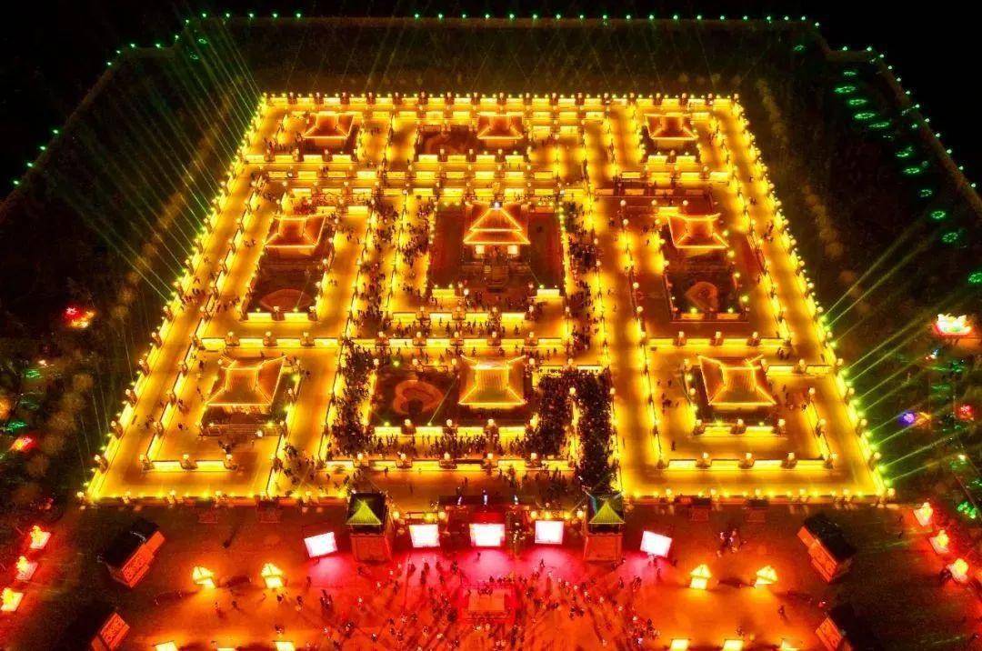 中国规模最大的灯阵，张掖“九曲黄河灯阵”启灯！