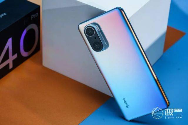 旗舰|Redmi K40系列体验：顶配硬件水桶机，定价实在是太狠了