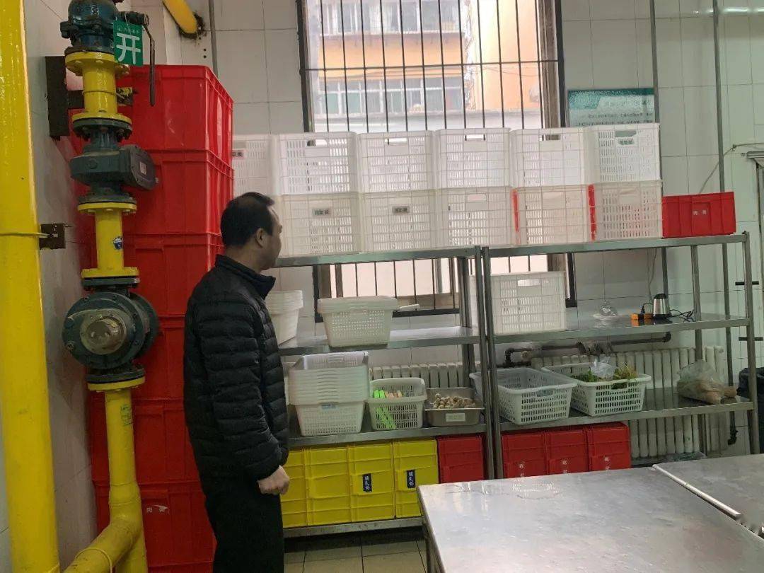 济南七中积极做好2021年春季开学准备工作_食堂