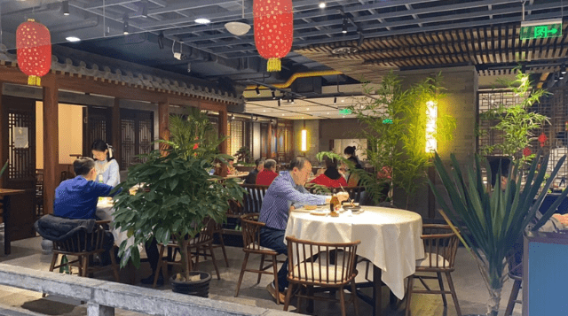 北京八大楼之一的萃华楼重张老字号历经波折焕发新面貌