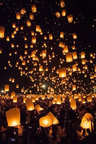 静夜思明霁元宵霄月共赏