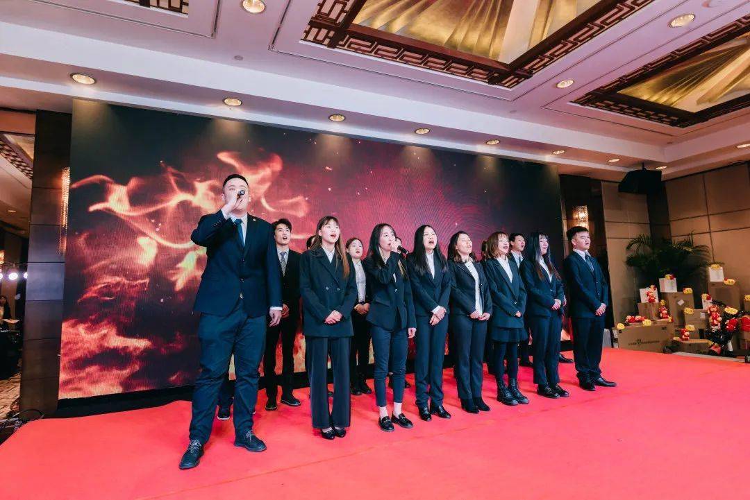 成都万乘总裁荣誉宴暨元宵节晚会盛大举行