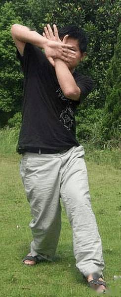 六合心意拳的鸡步桩训练